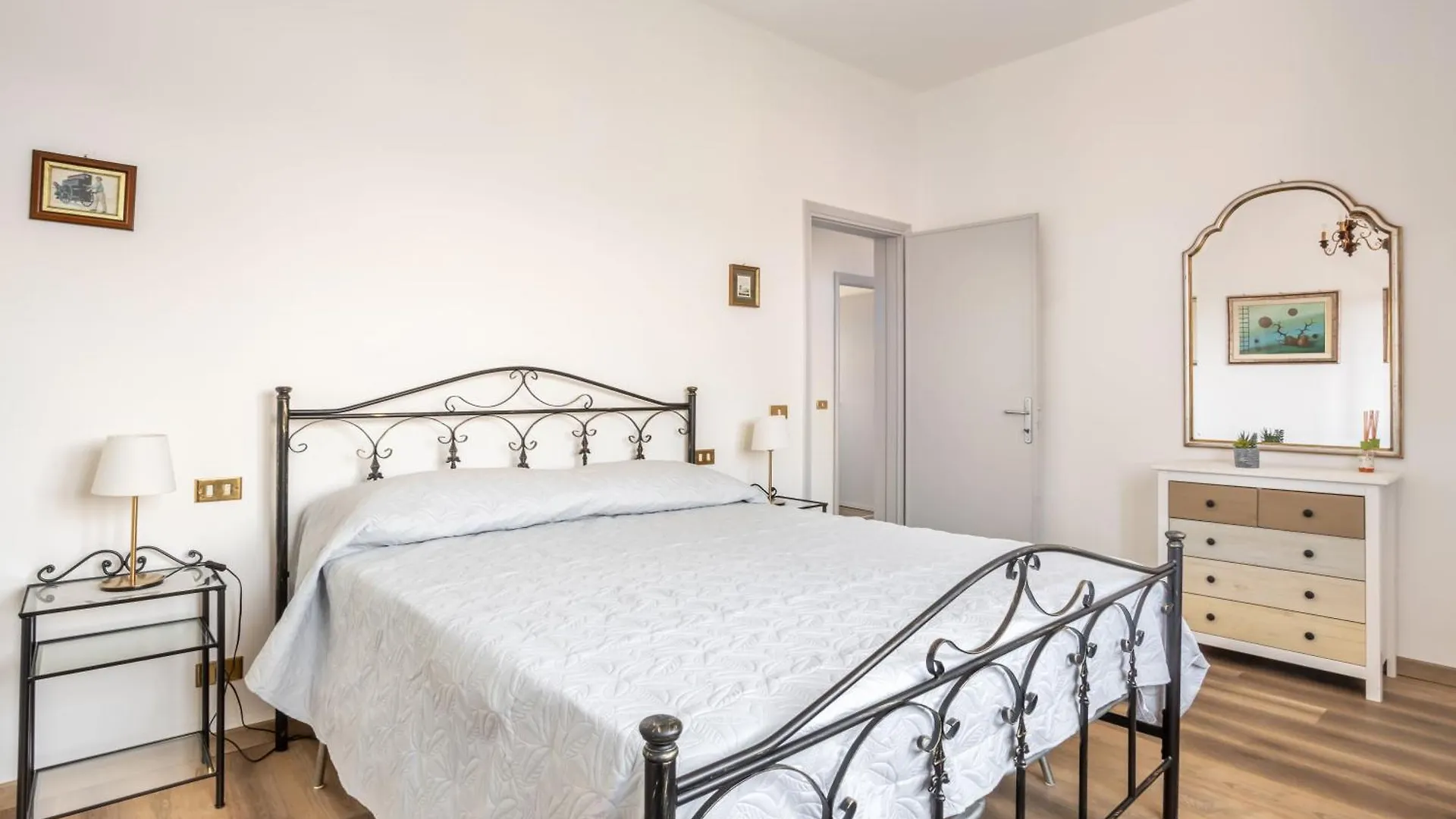 Apartmán Modern Apt Near Lucca With Private Garden And Parking Capannori